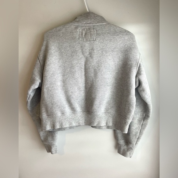 American Eagle Cropped Henley Fleece Sweatshirt Cozy Fall Preppy Style - Picture 6 of 7